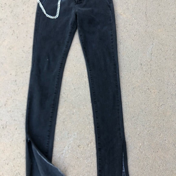 Denim - Picture 4 of 4